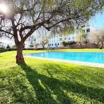 Apartment Ahs - T1 Armacao De Pera, Varanda, Piscina E Garagem Armação de Pêra