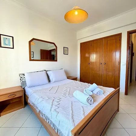 Apartman Ahs - T1 Armacao De Pera, Varanda, Piscina E Garagem