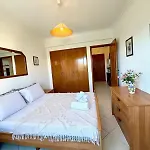 Ahs - T1 Armacao De Pera, Varanda, Piscina E Garagem 아파트 *